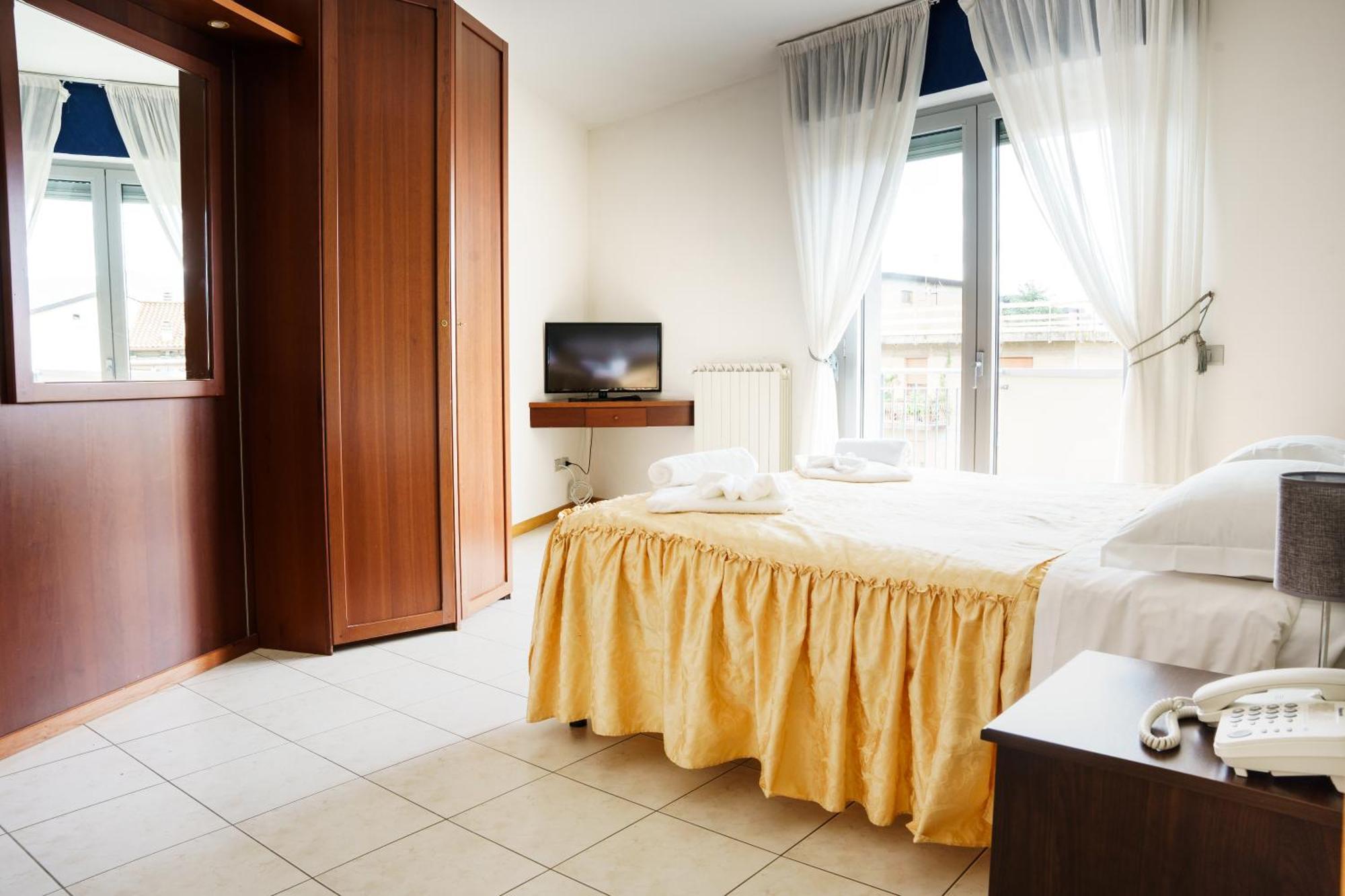 Residence Le Corniole Ареццо Экстерьер фото